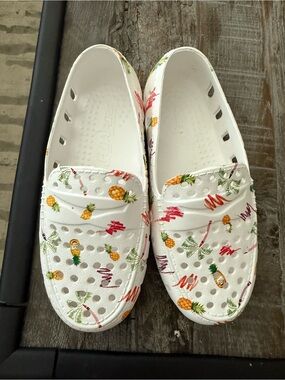 White Print Floafers